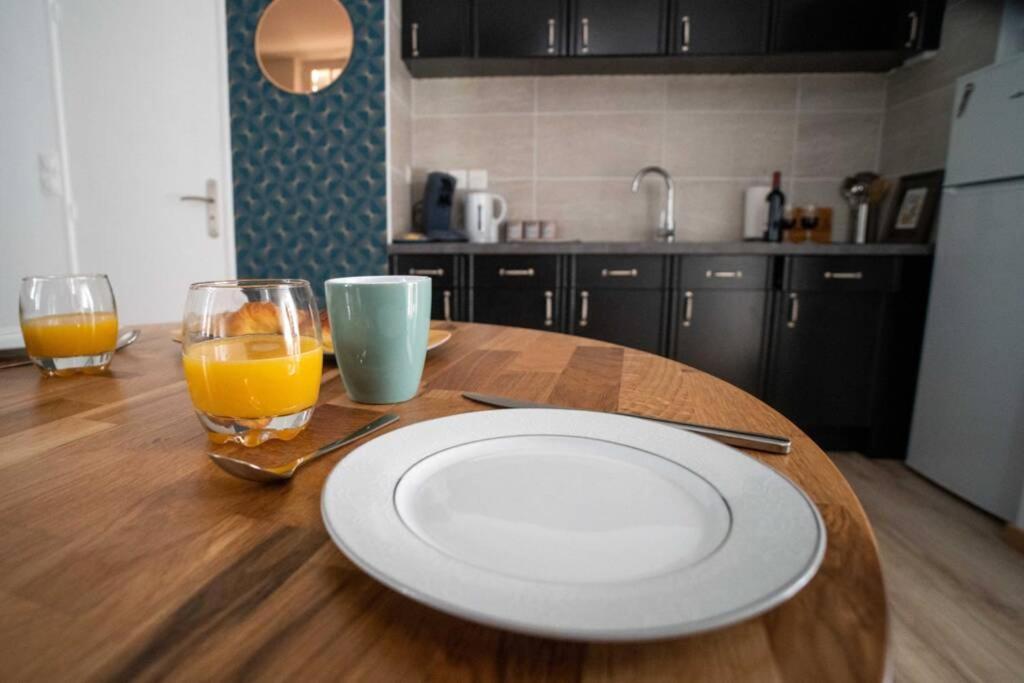 Apartmán Cudjoe Dinan Exteriér fotografie